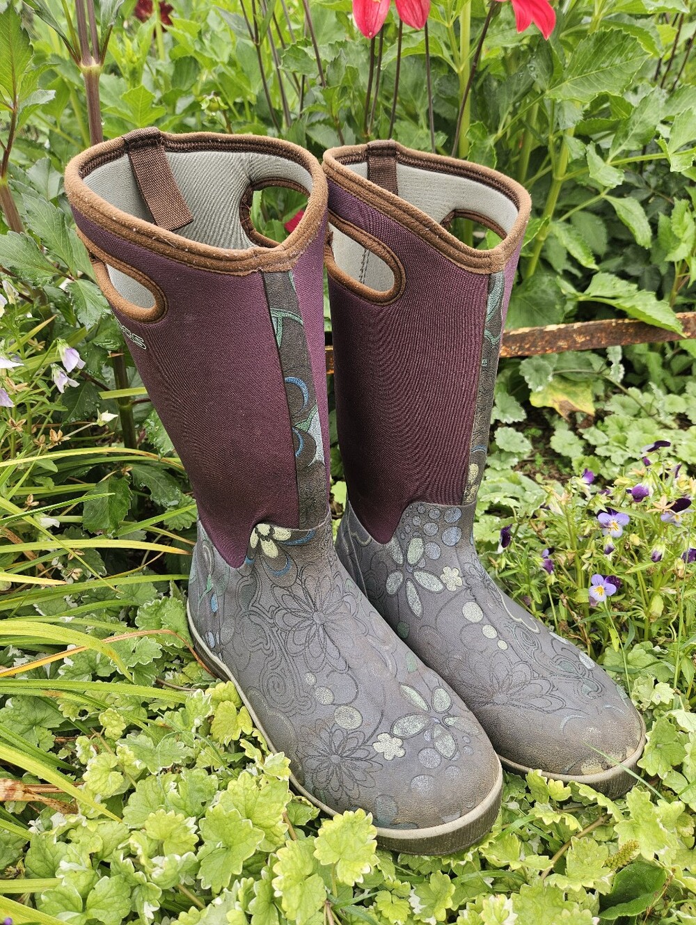 Bogs Women's Purple and Gray Floral Winter Garden Rain Boots